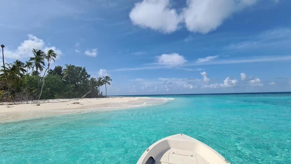 Kihaa Holiday Home Finolhu Bagian luar foto