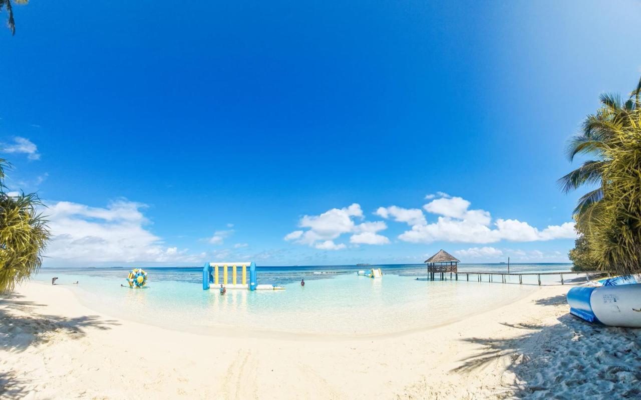 Kihaa Holiday Home Finolhu Bagian luar foto